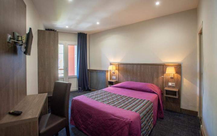 Hotel room with Wi-Fi in Briançon