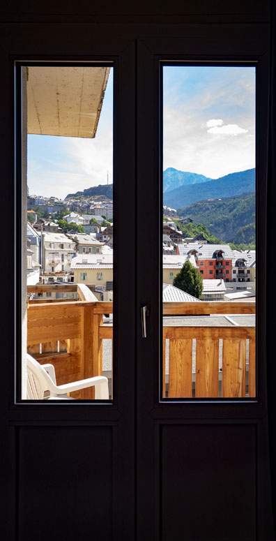 Vue chambre hôtel Briançon
