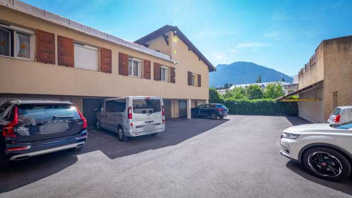 Parking véhicules Briançon